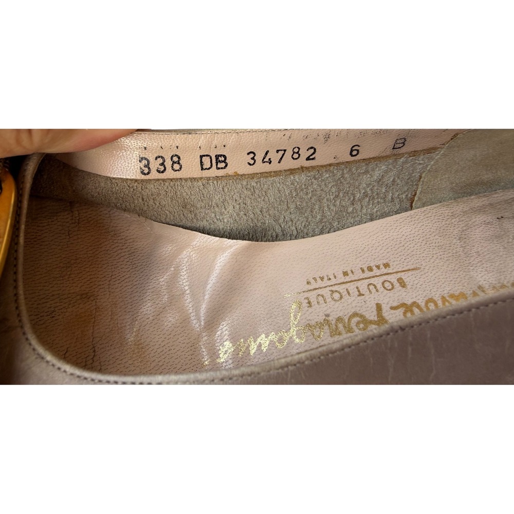 Salvatore Ferragamo Vara Bundle 2 Pairs‎ Brown Taupe Pumps Sz 5 and 6 - Picture 7 of 8